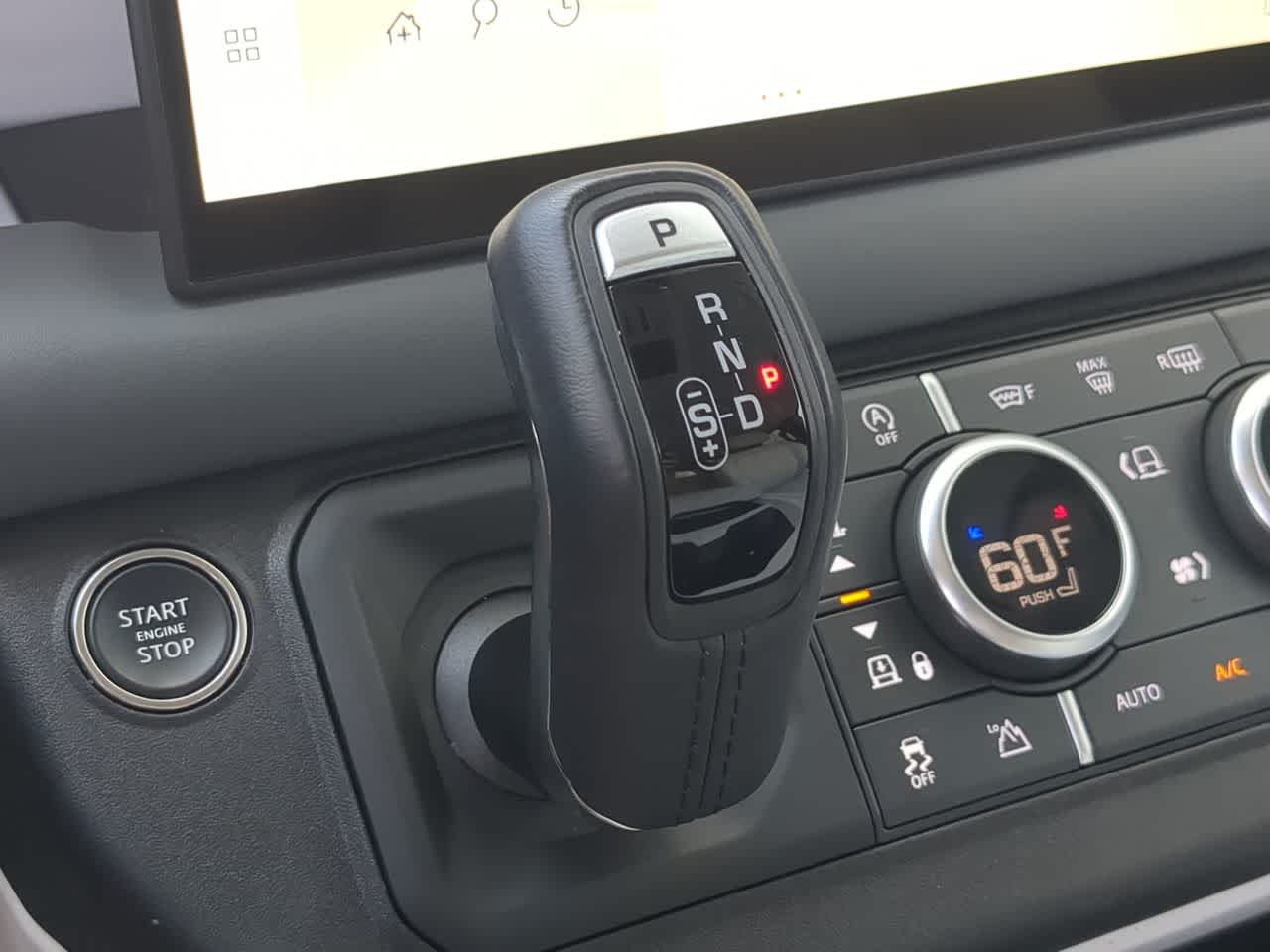 Thumbnail: 2025 Land Rover Defender - 33