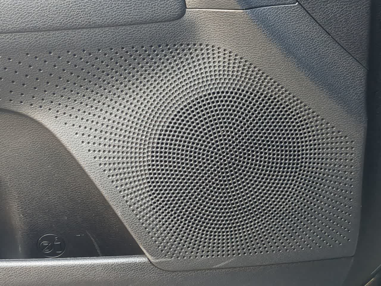 Thumbnail: 2020 Kia Forte - 28