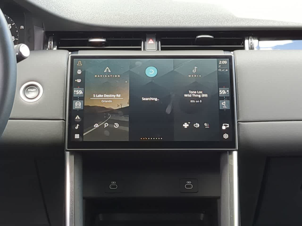 Thumbnail: 2025 Land Rover Discovery Sport - 30