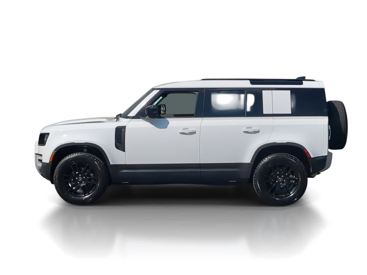 Thumbnail: 2025 Land Rover Defender - 5