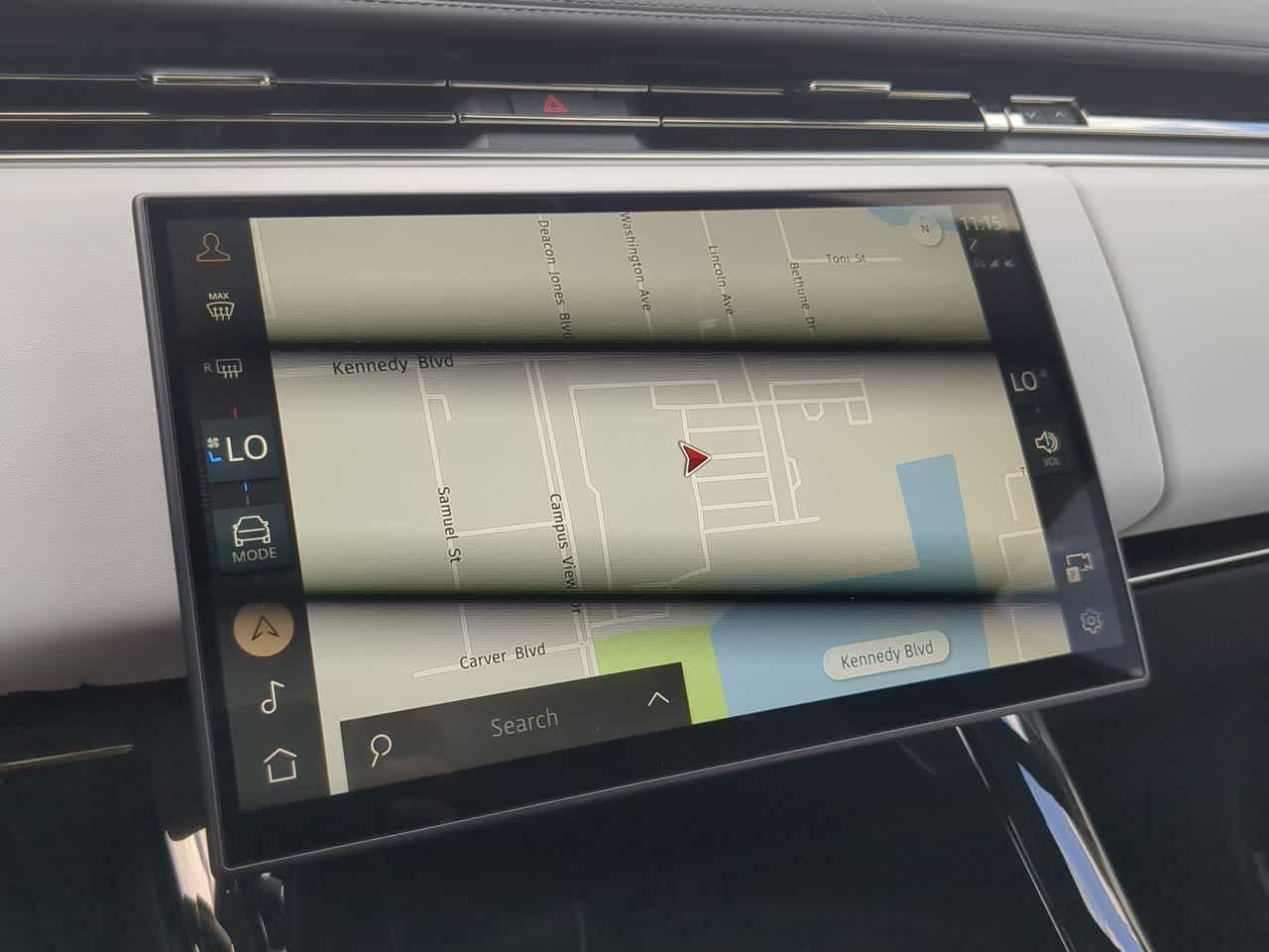 Thumbnail: 2025 Land Rover Range Rover Sport - 31