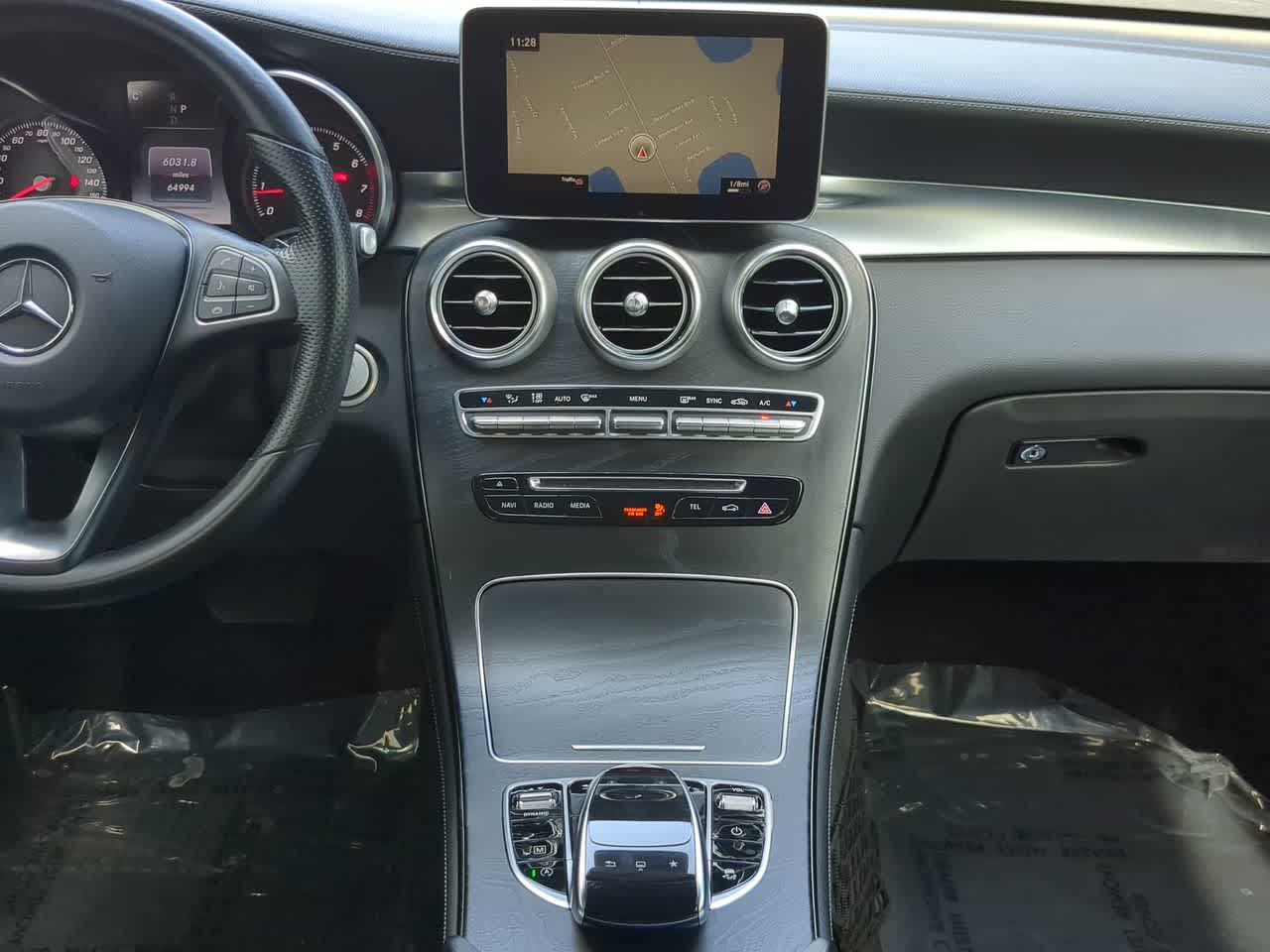Thumbnail: 2016 Mercedes-Benz GLC - 26