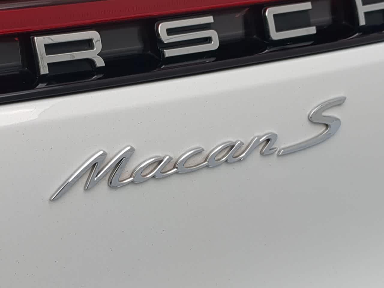 Thumbnail: 2021 Porsche Macan - 13