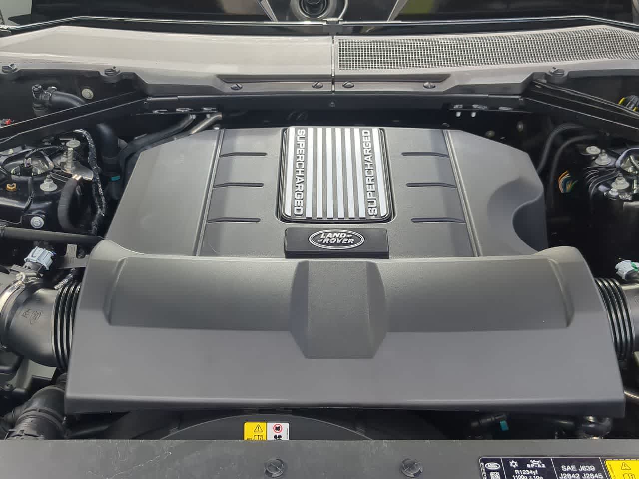 Thumbnail: 2025 Land Rover Defender - 15