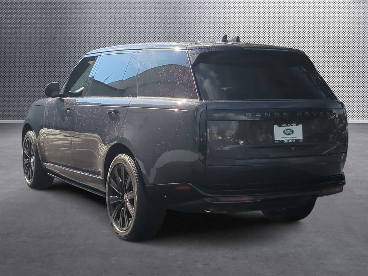 Thumbnail: 2025 Land Rover Range Rover - 6