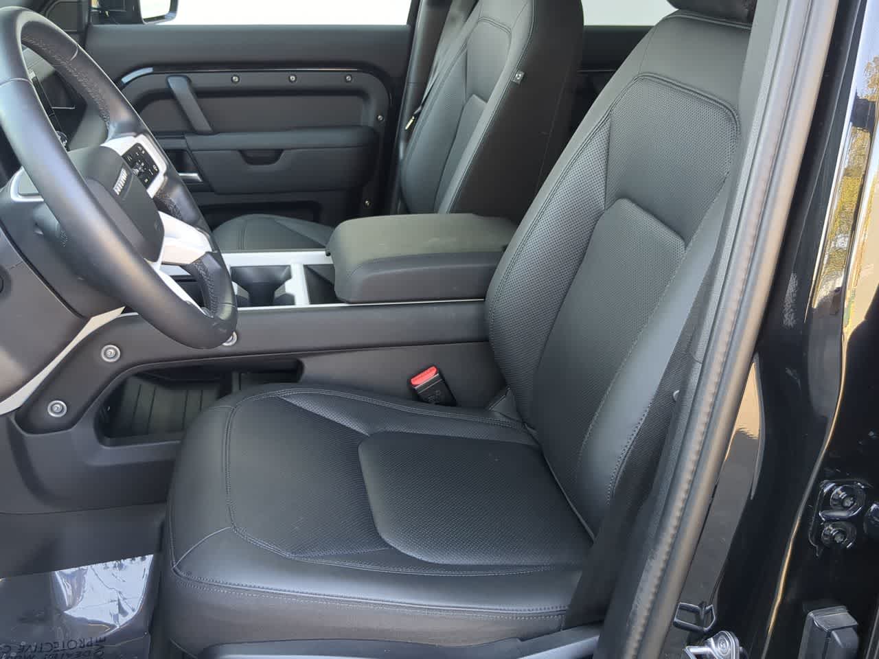 Thumbnail: 2025 Land Rover Defender - 16