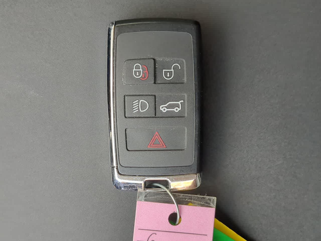 Thumbnail: 2025 Land Rover Discovery Sport - 38