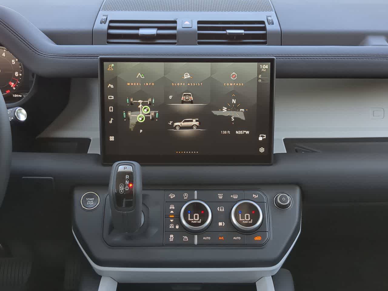 Thumbnail: 2025 Land Rover Defender - 30