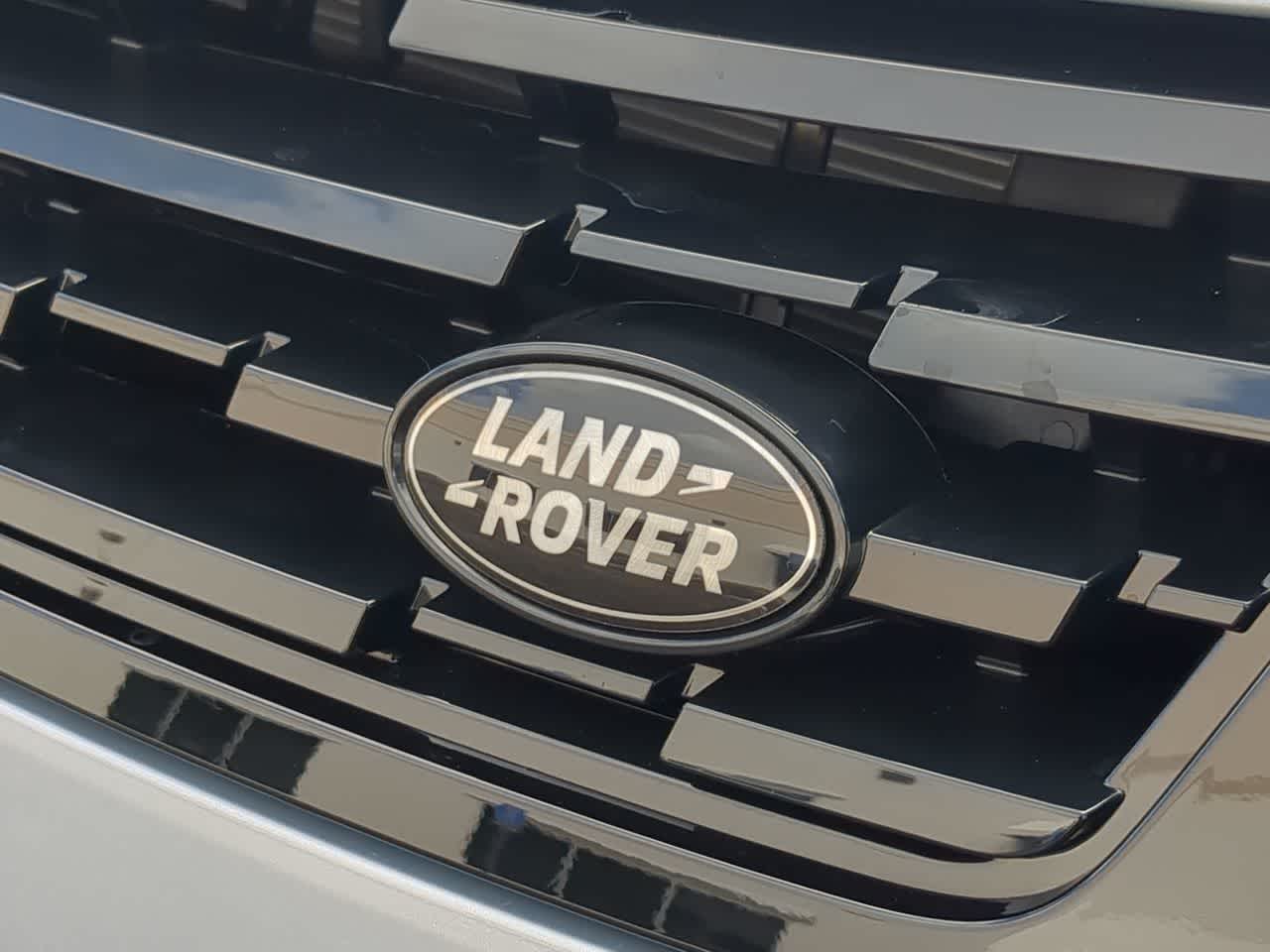 Thumbnail: 2026 Land Rover Range Rover Sport - 11