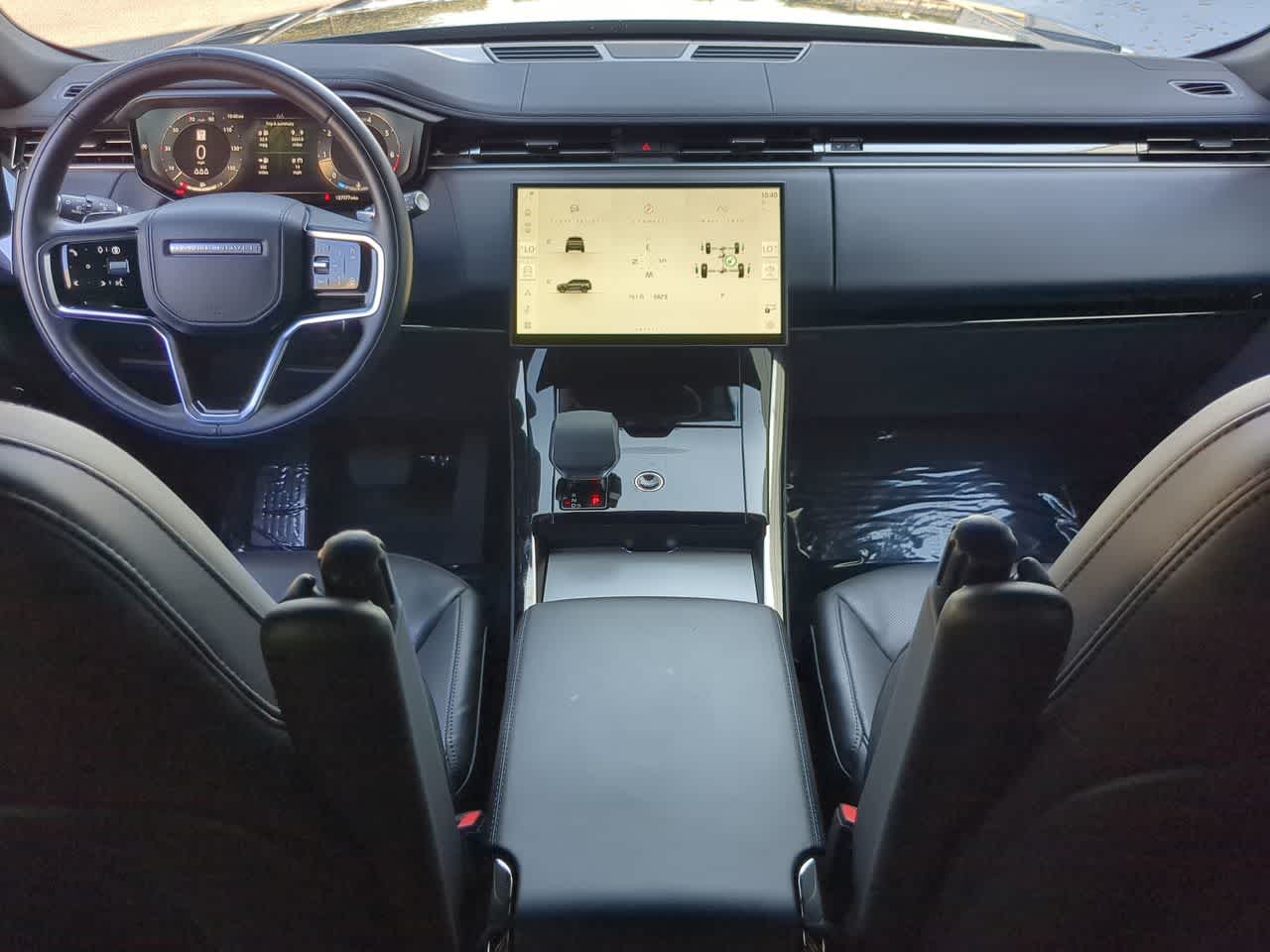 Thumbnail: 2025 Land Rover Range Rover Sport - 16