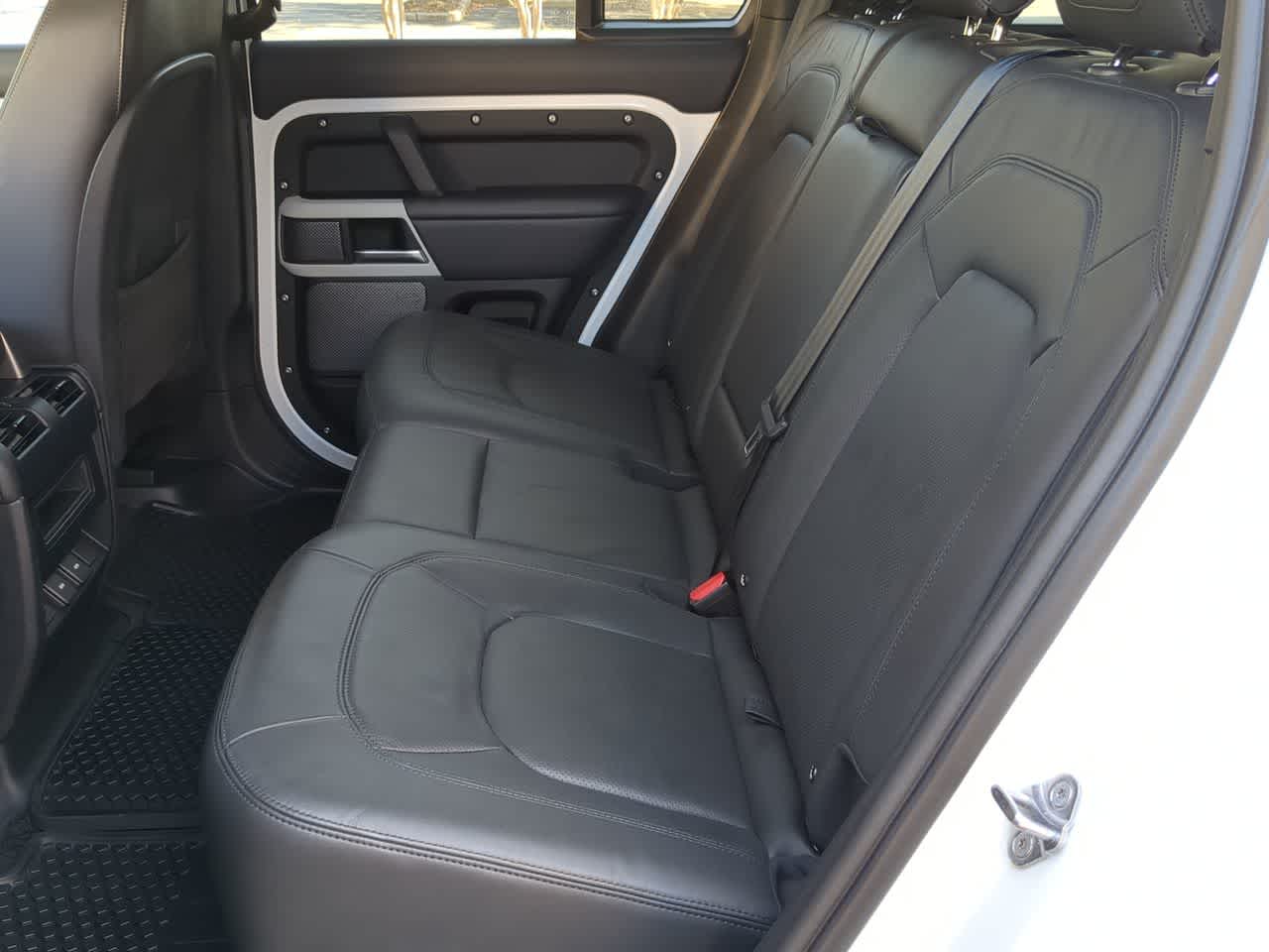 Thumbnail: 2024 Land Rover Defender - 20