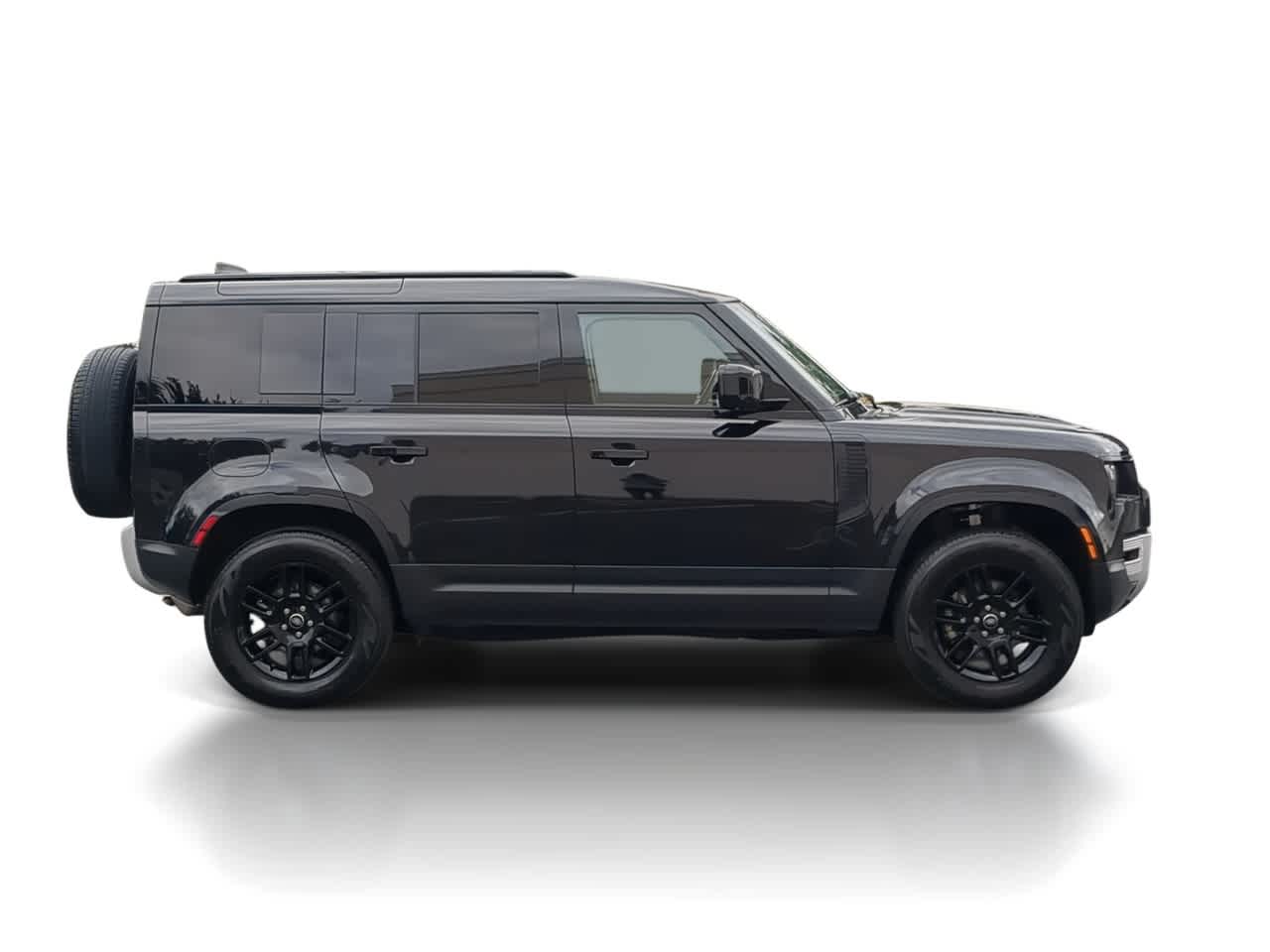 Thumbnail: 2025 Land Rover Defender - 9