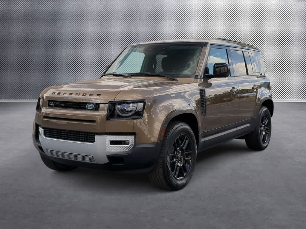 2025 Land Rover Defender 110 S photo 4