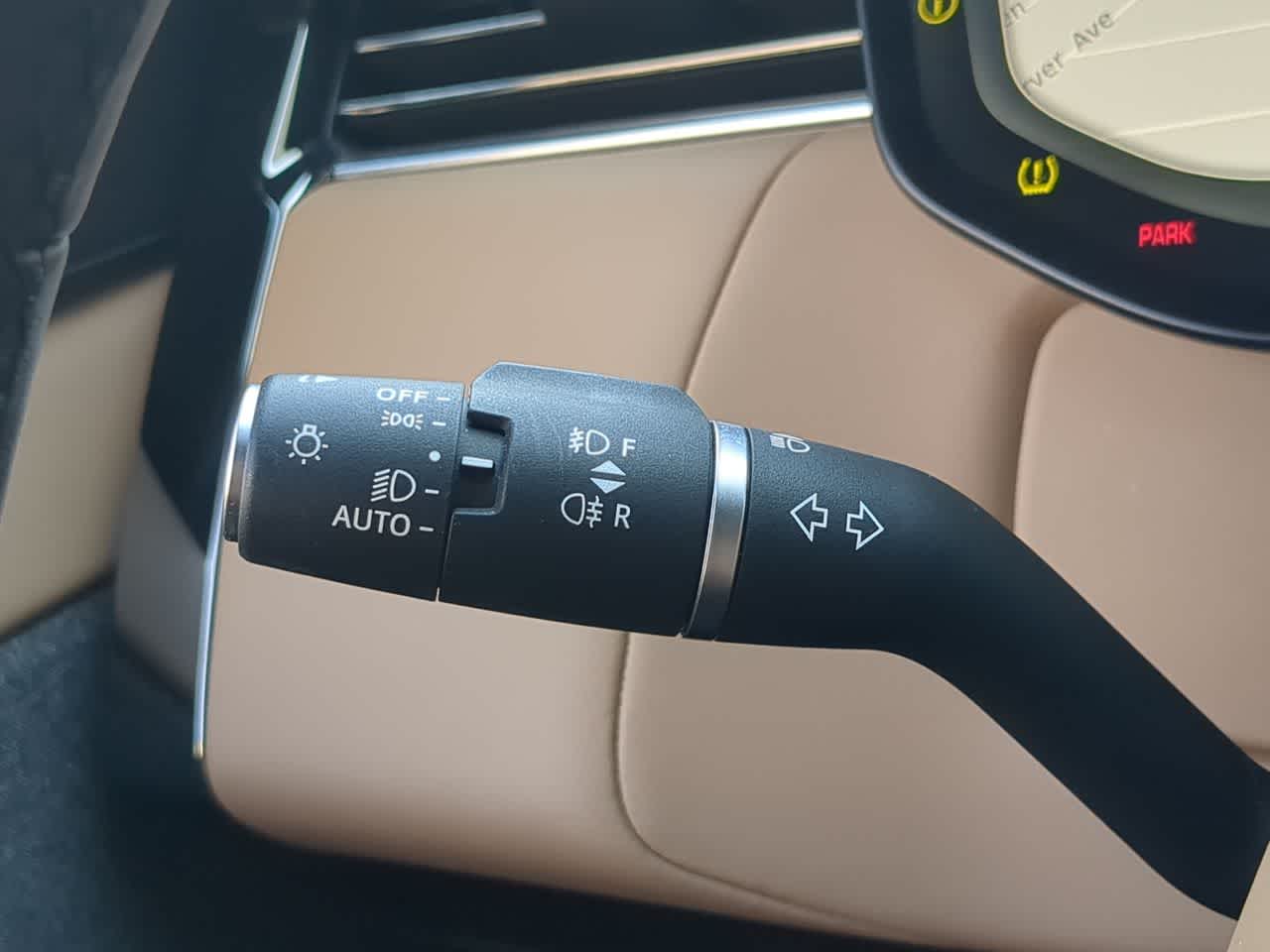 Thumbnail: 2025 Land Rover Range Rover Sport - 27