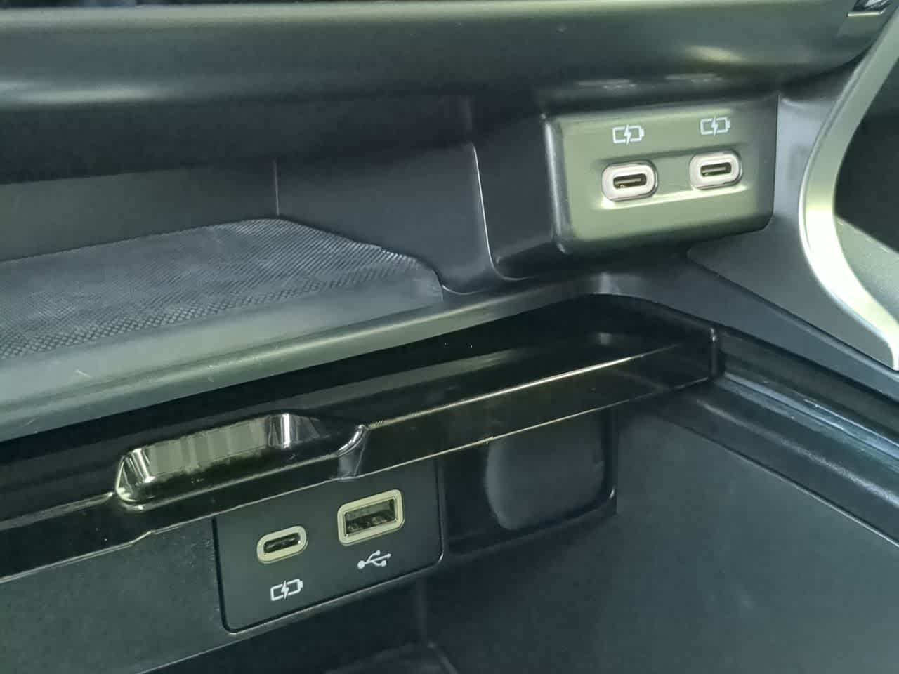 Thumbnail: 2024 Lexus RX - 33