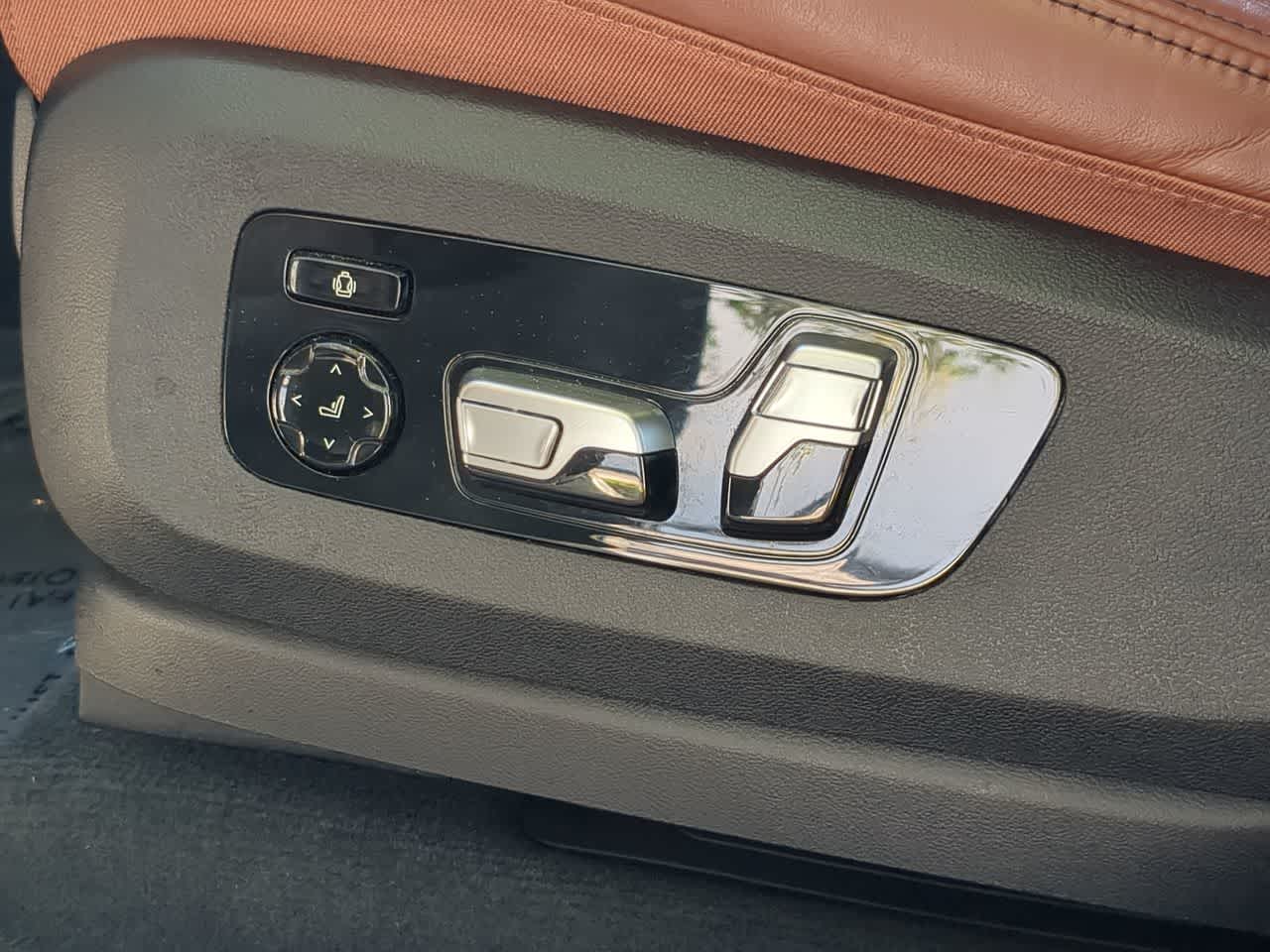 Thumbnail: 2020 BMW X7 - 18