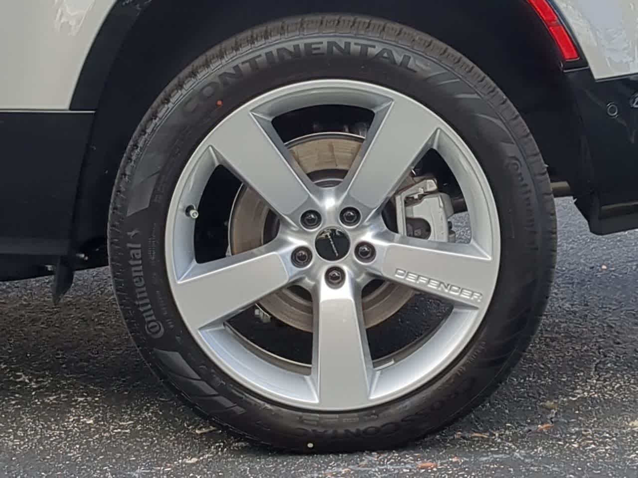 Thumbnail: 2026 Land Rover Defender - 14