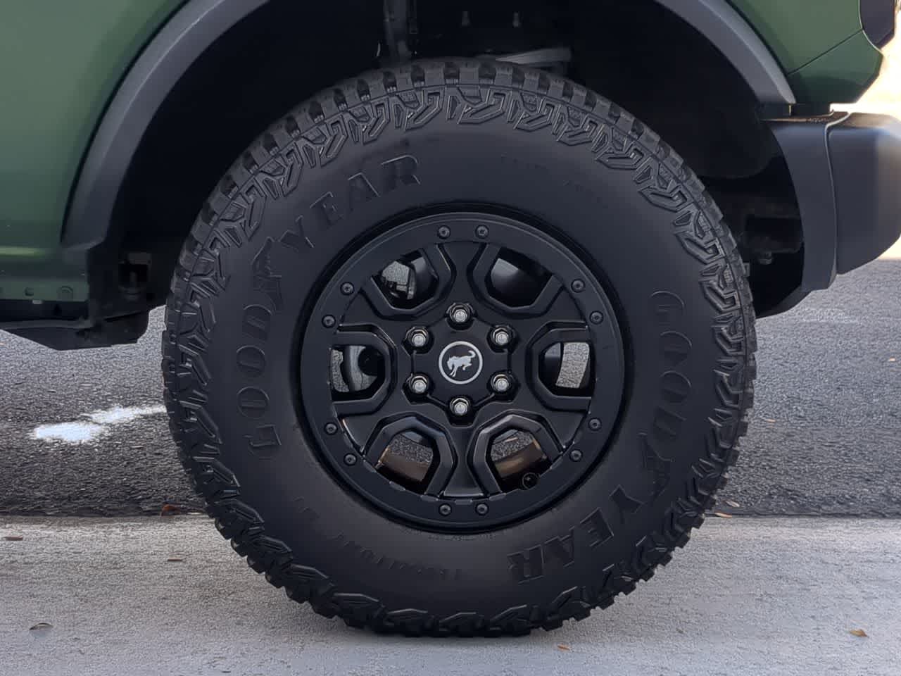 Thumbnail: 2023 Ford Bronco - 14