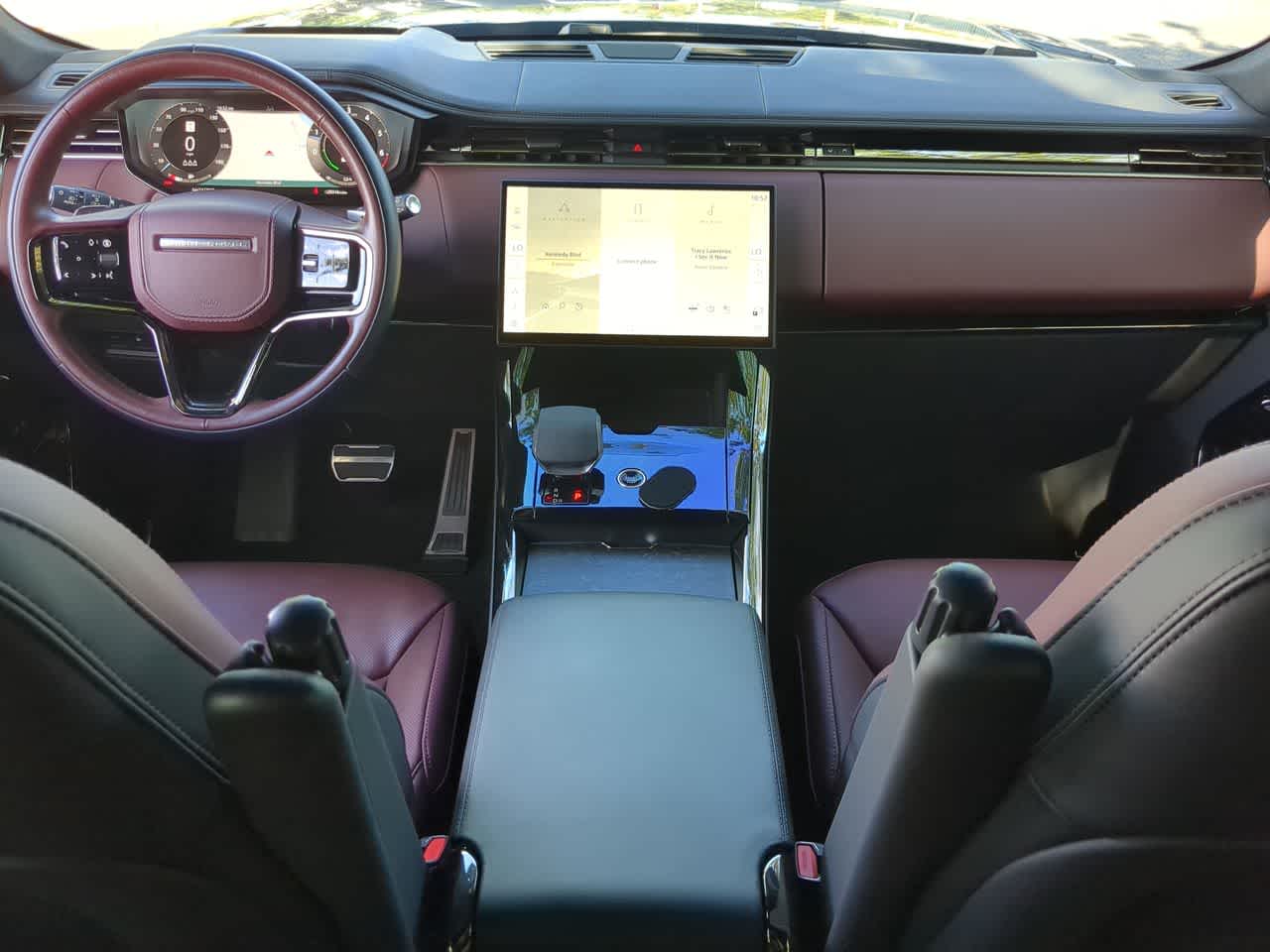 Thumbnail: 2025 Land Rover Range Rover Sport - 15