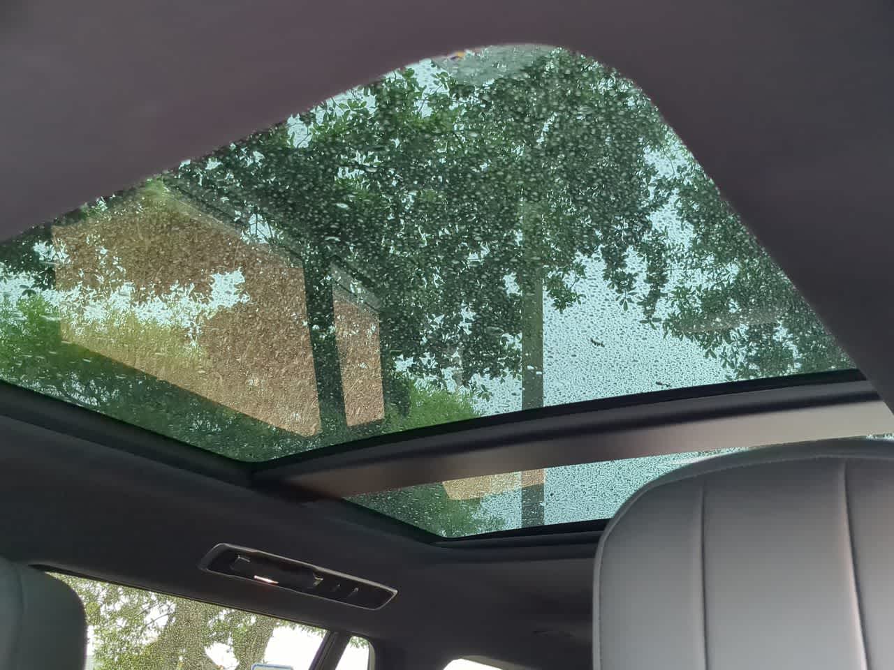 Thumbnail: 2023 Land Rover Range Rover - 18