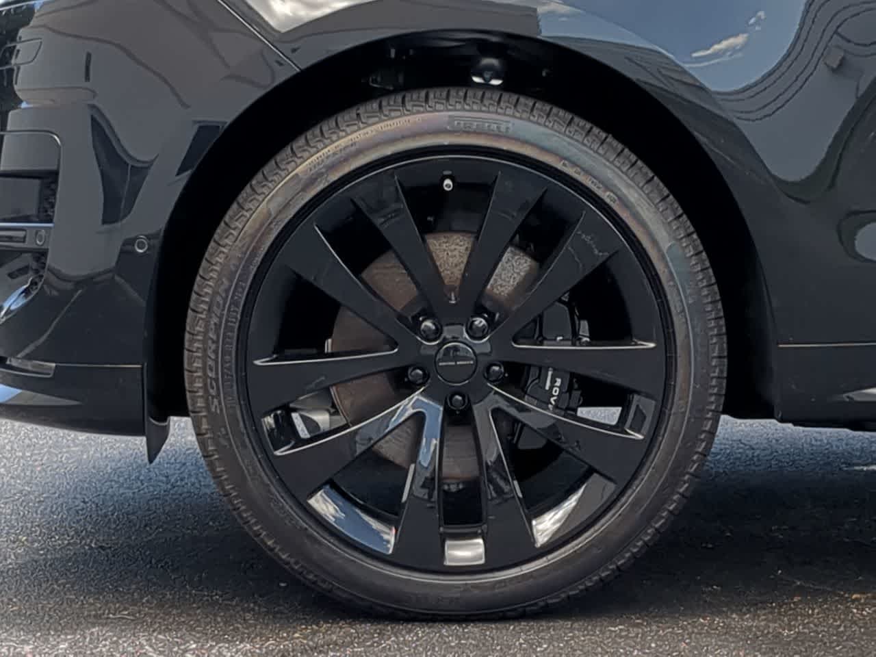 Thumbnail: 2026 Land Rover Range Rover Sport - 14
