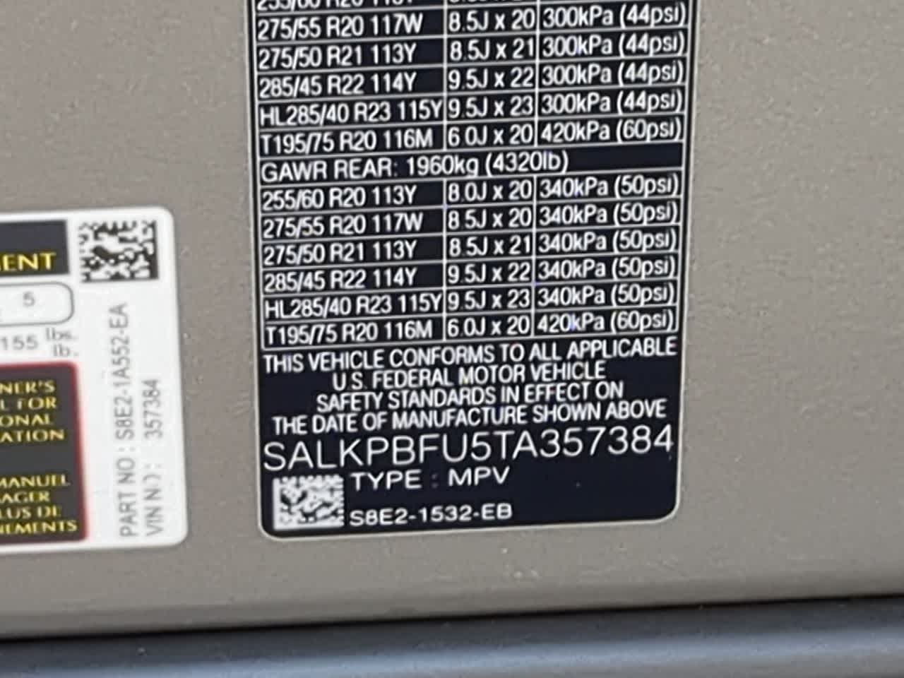 Thumbnail: 2026 Land Rover Range Rover - 39