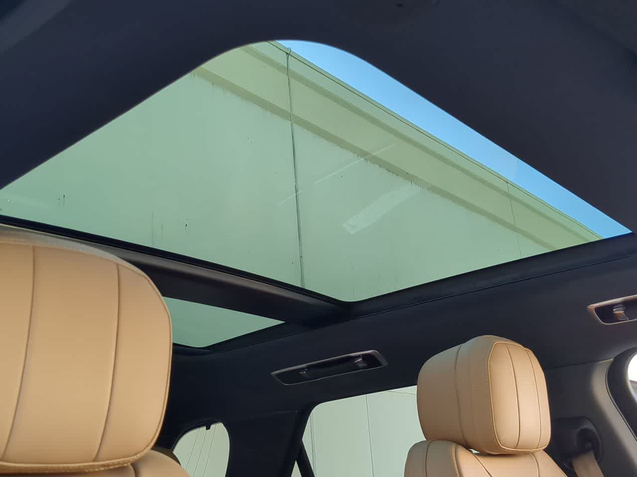 Thumbnail: 2025 Land Rover Range Rover Sport - 20