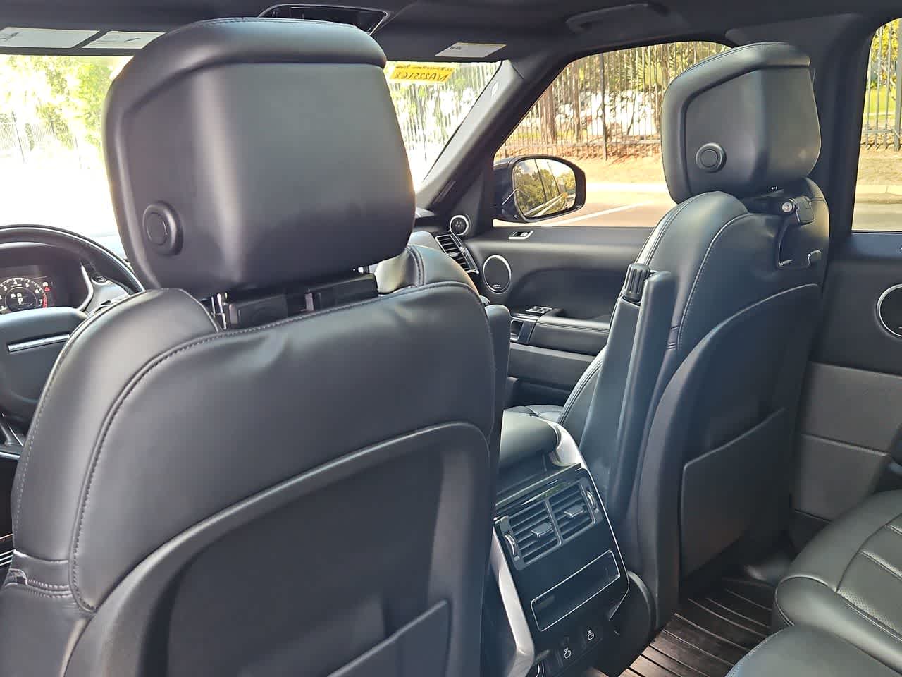 Thumbnail: 2022 Land Rover Range Rover Sport - 19