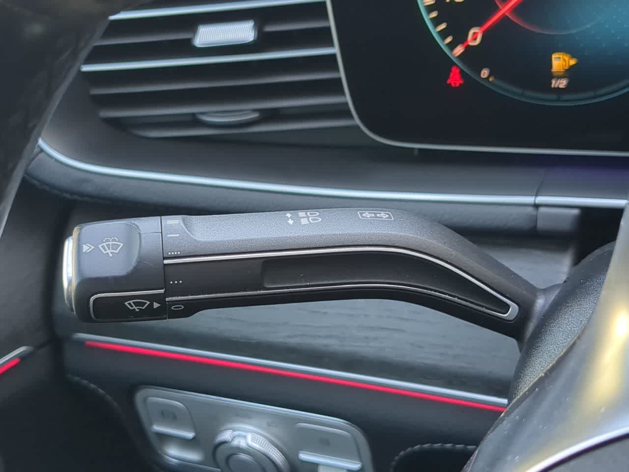 Thumbnail: 2022 Mercedes-Benz GLE - 28