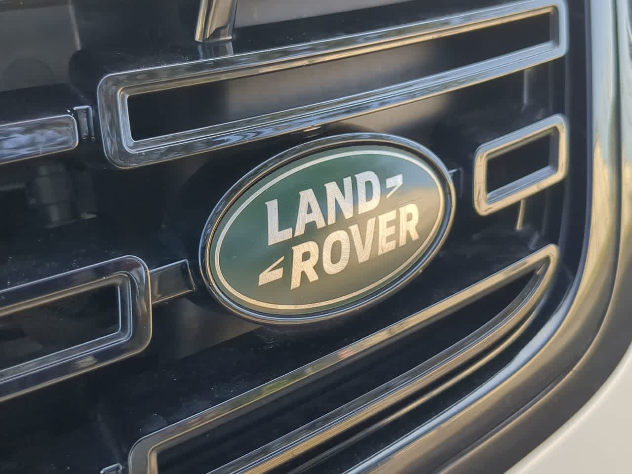 Thumbnail: 2025 Land Rover Range Rover Velar - 11