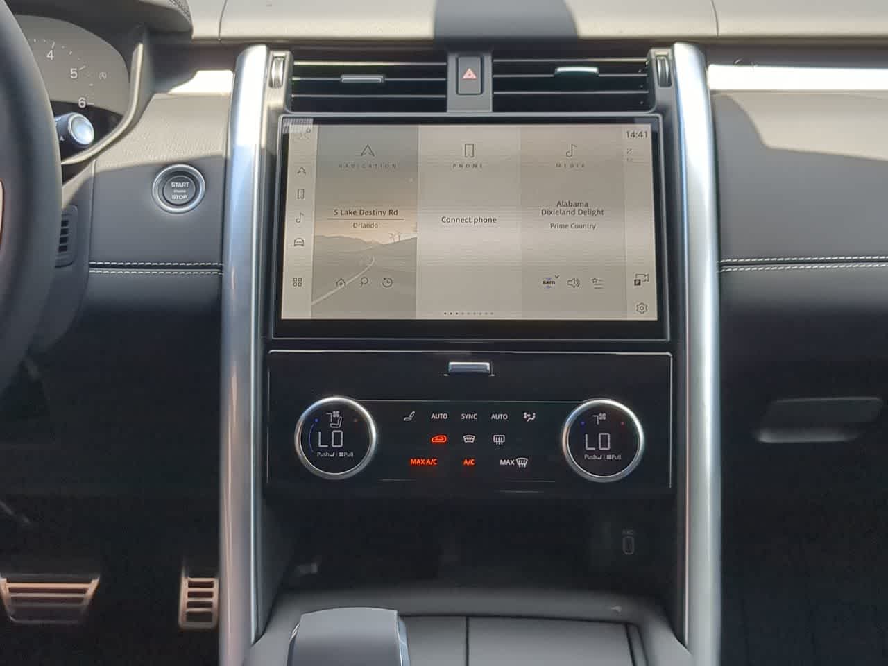 Thumbnail: 2026 Land Rover Discovery - 30