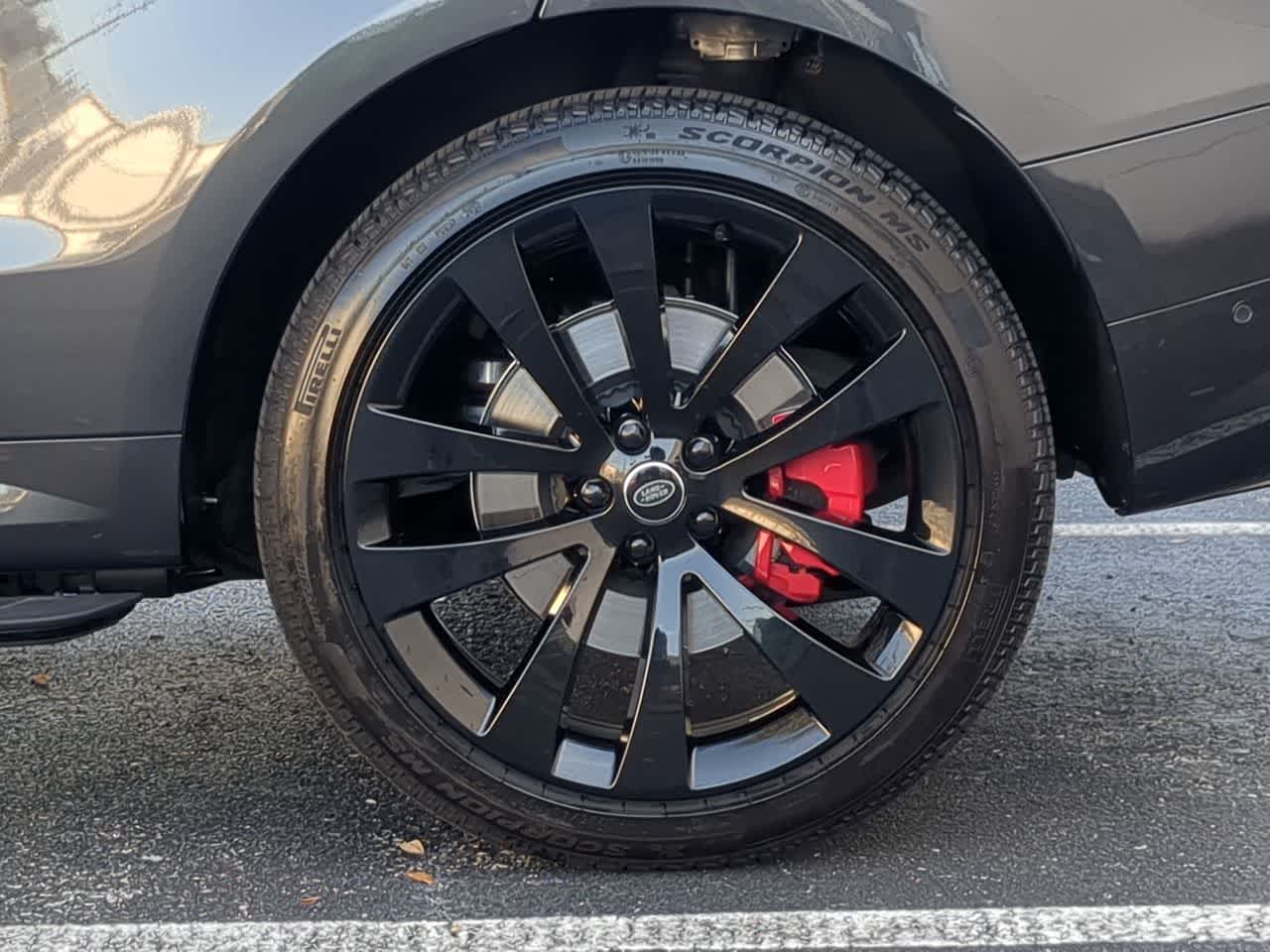 Thumbnail: 2025 Land Rover Range Rover Sport - 14