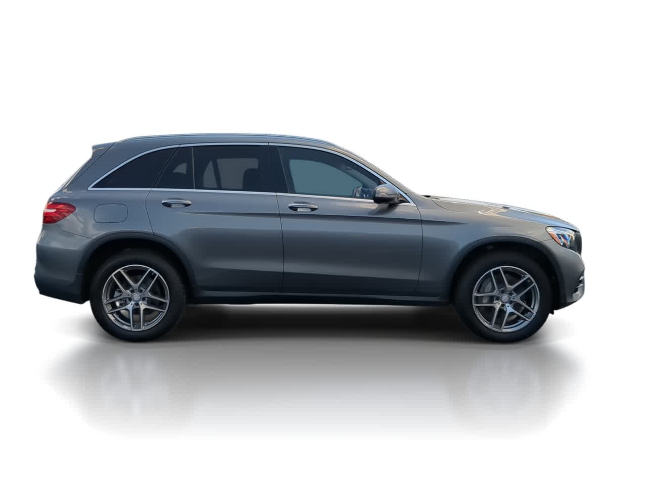 Thumbnail: 2016 Mercedes-Benz GLC - 9
