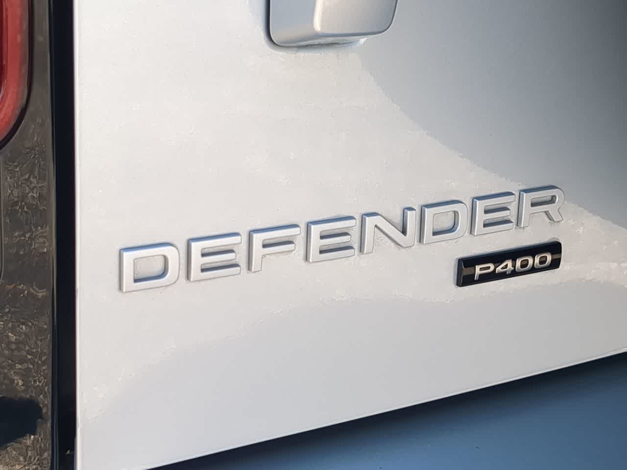 Thumbnail: 2022 Land Rover Defender - 13