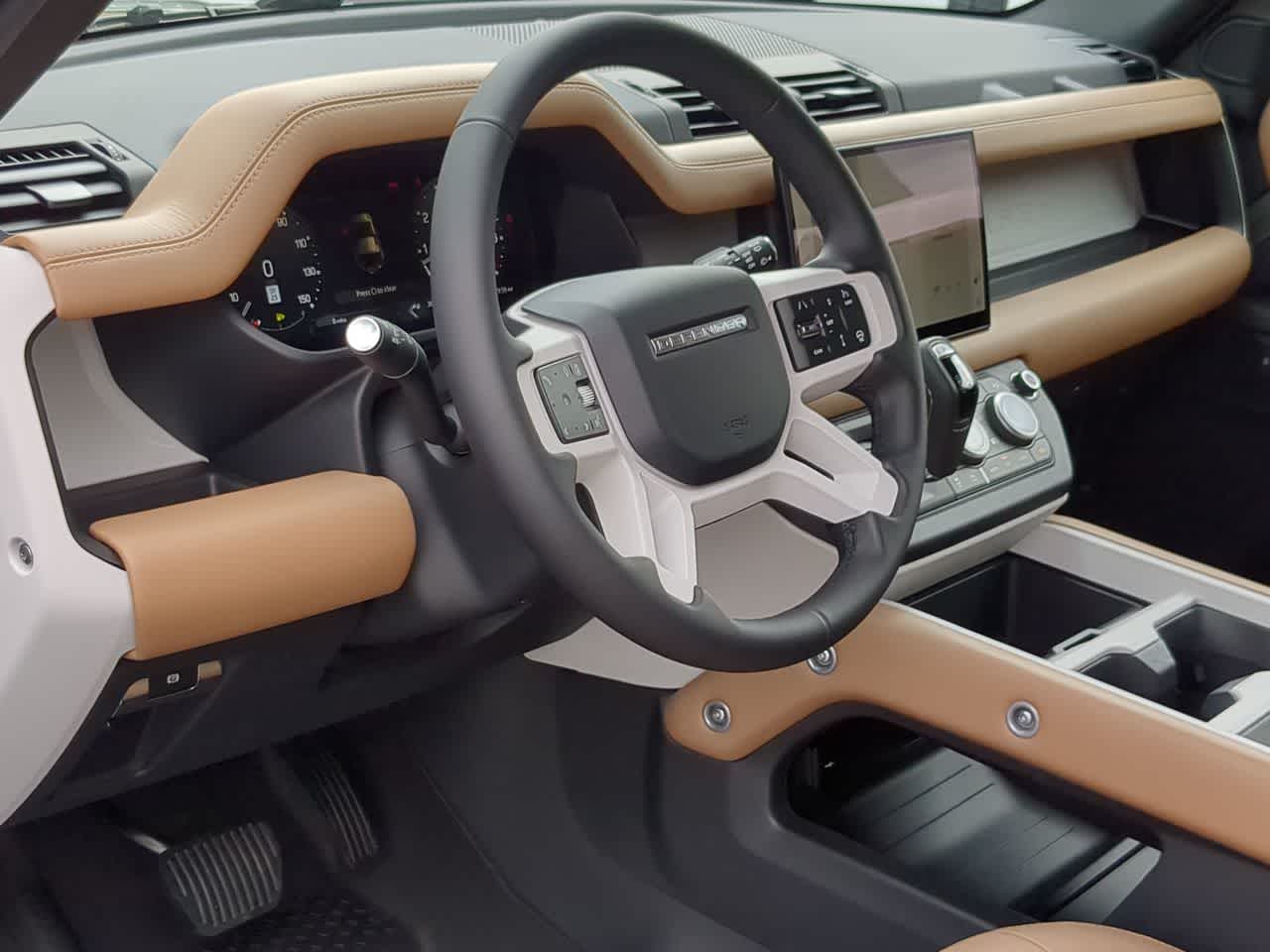 Thumbnail: 2025 Land Rover Defender - 10