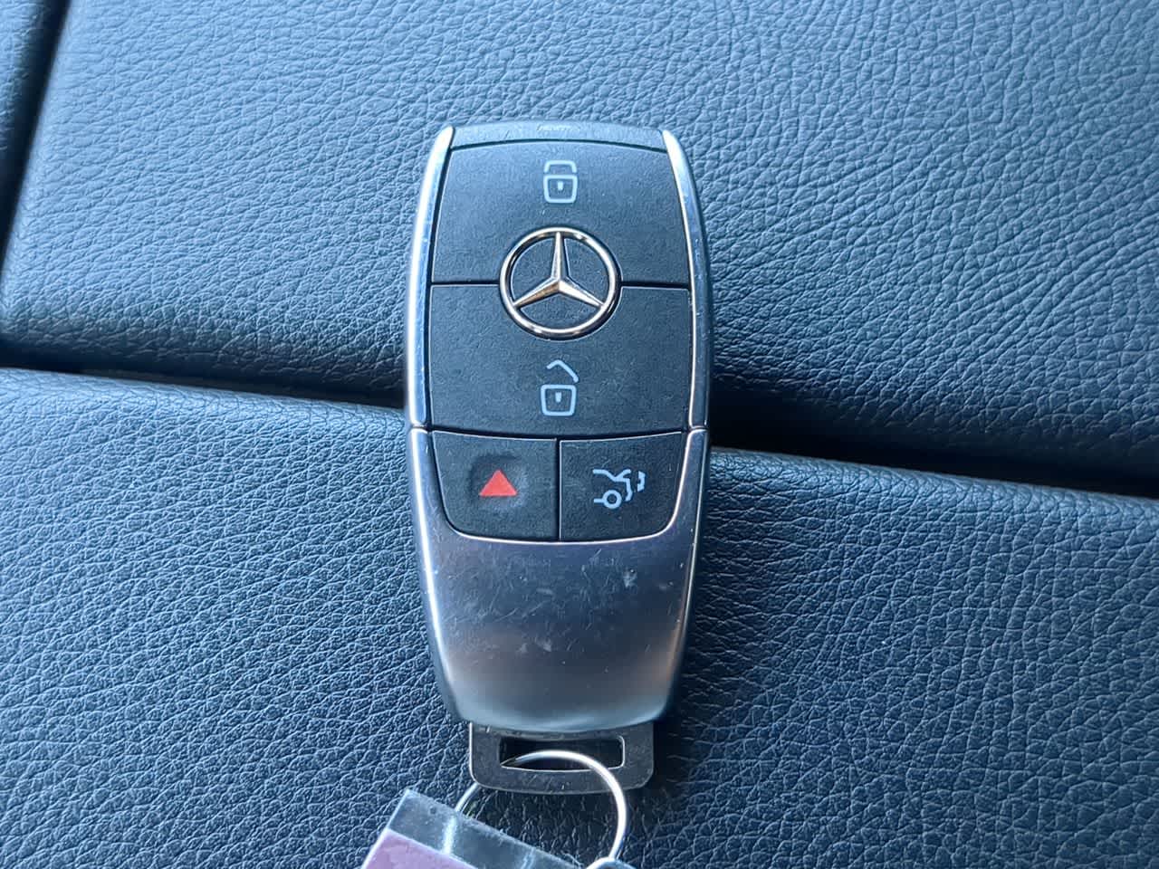 Thumbnail: 2025 Mercedes-Benz GLS - 37