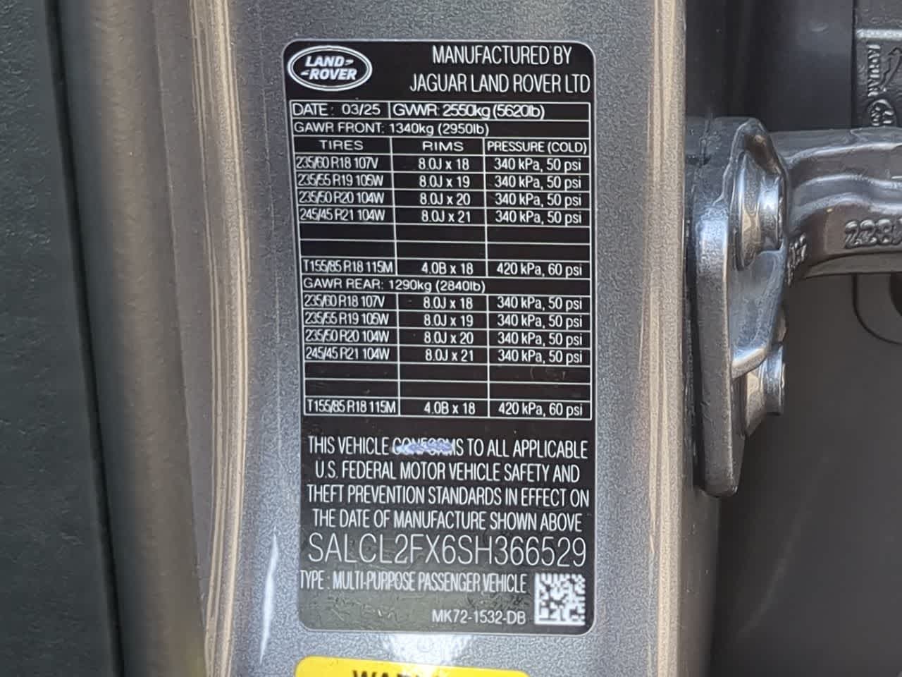 Thumbnail: 2025 Land Rover Discovery Sport - 39