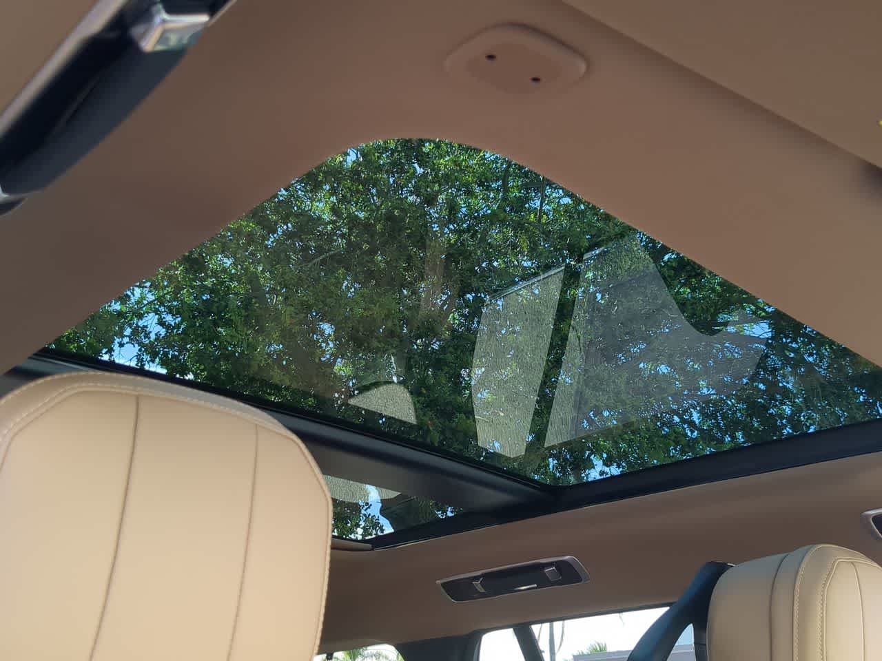 Thumbnail: 2026 Land Rover Range Rover - 19