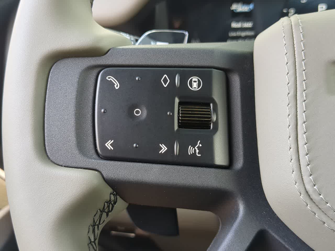 Thumbnail: 2026 Land Rover Defender - 26