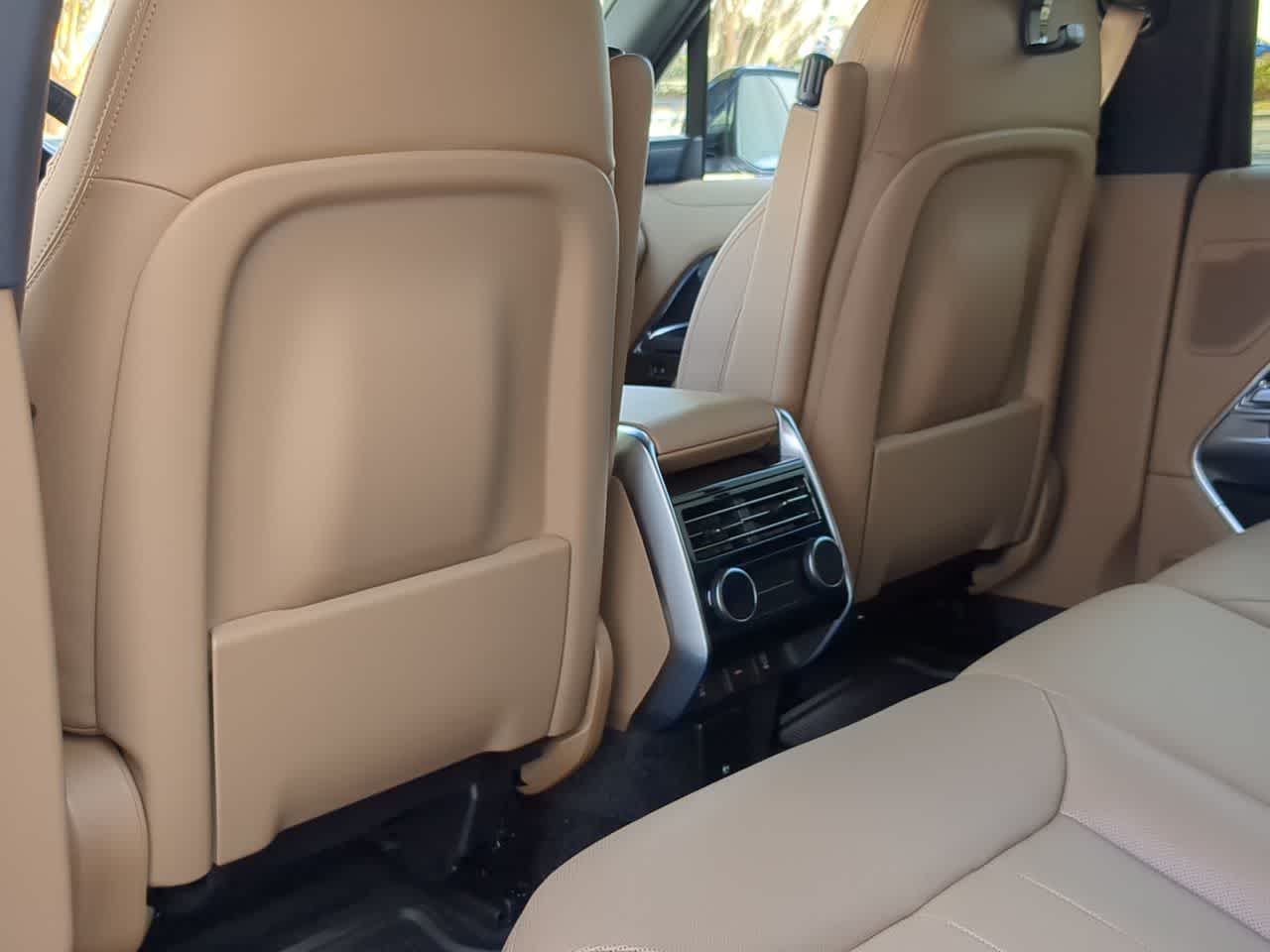 Thumbnail: 2026 Land Rover Range Rover - 19