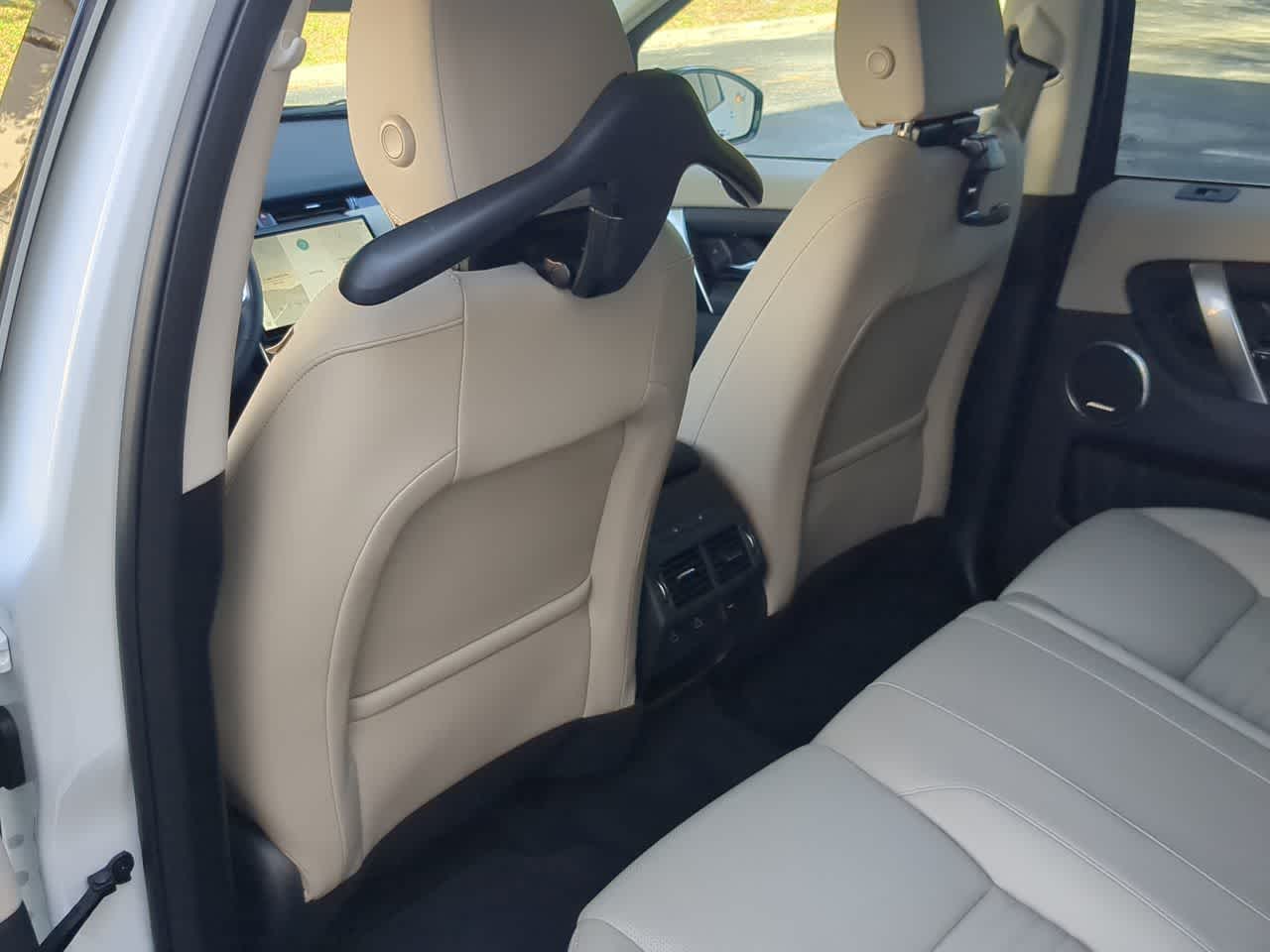 Thumbnail: 2025 Land Rover Discovery Sport - 18