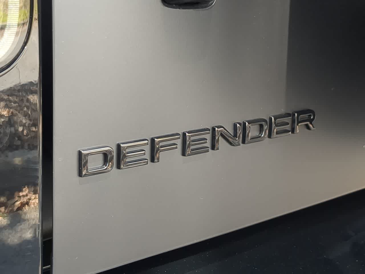 Thumbnail: 2026 Land Rover Defender - 13