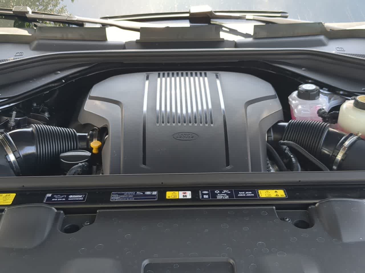 Thumbnail: 2026 Land Rover Range Rover - 15