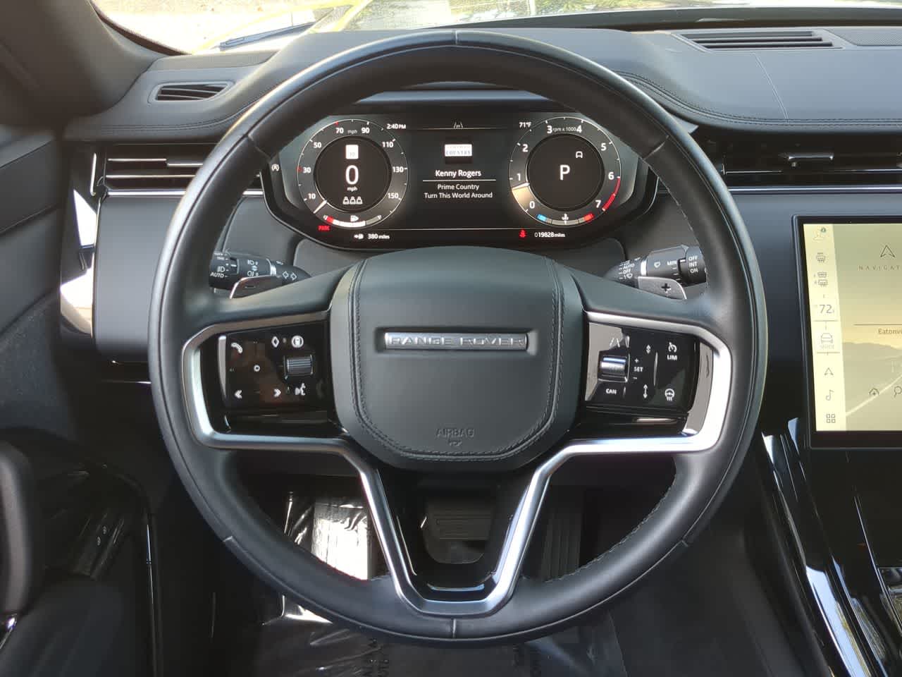 Thumbnail: 2025 Land Rover Range Rover Sport - 25