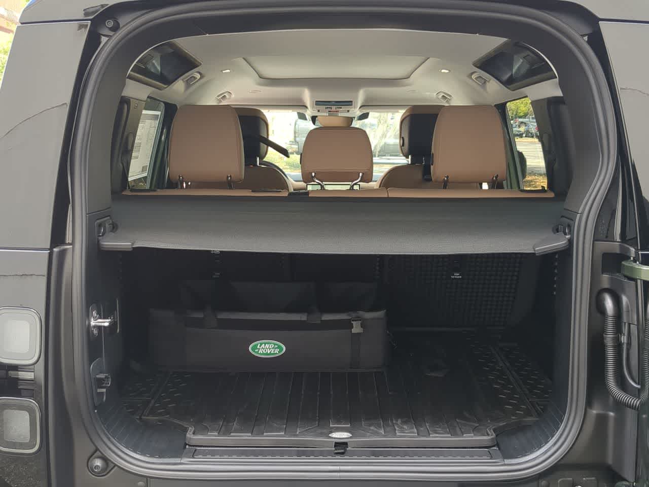 Thumbnail: 2026 Land Rover Defender - 37