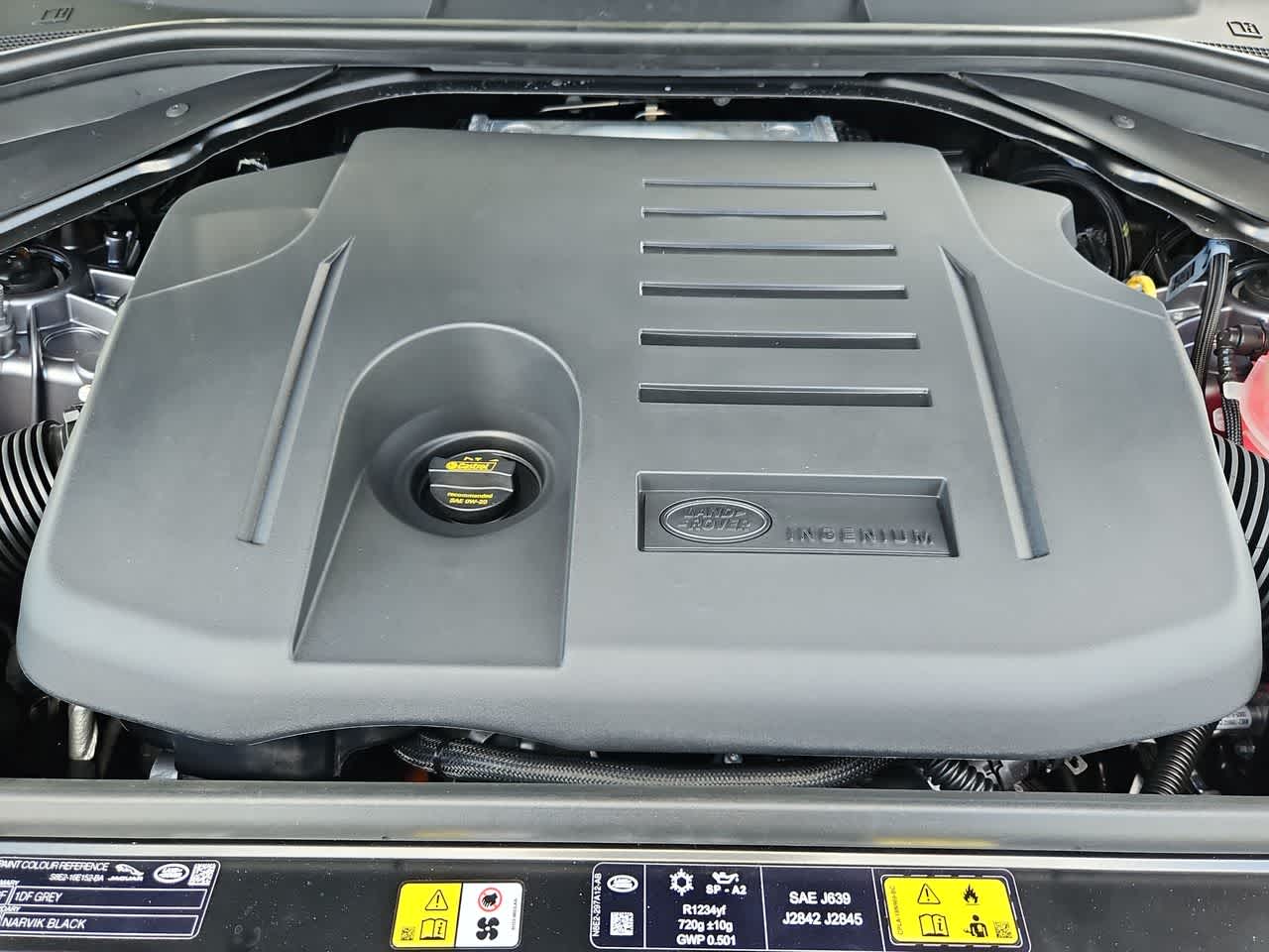 Thumbnail: 2025 Land Rover Range Rover - 15