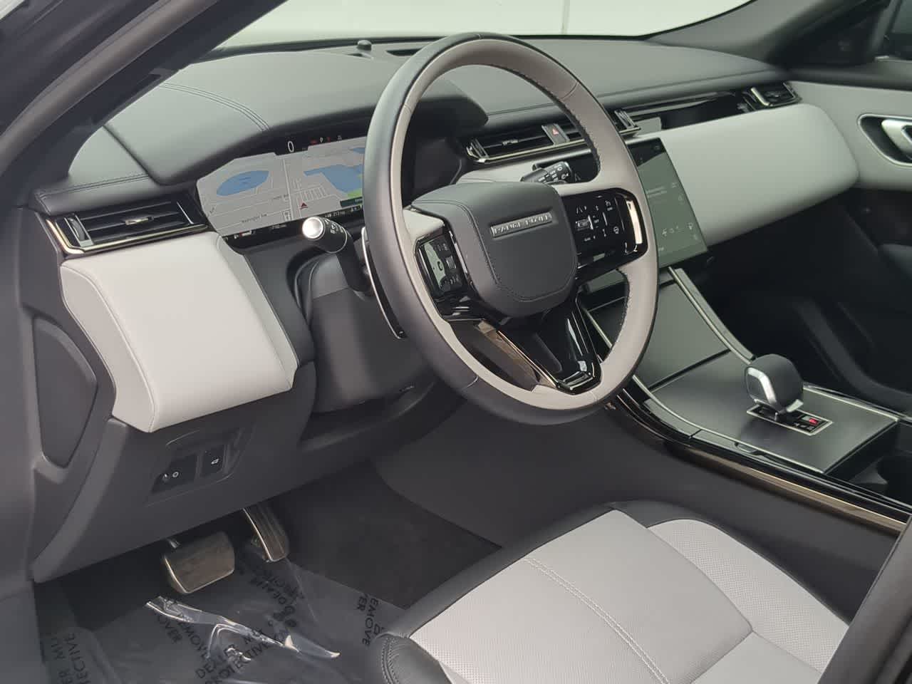 Thumbnail: 2026 Land Rover Range Rover Velar - 10