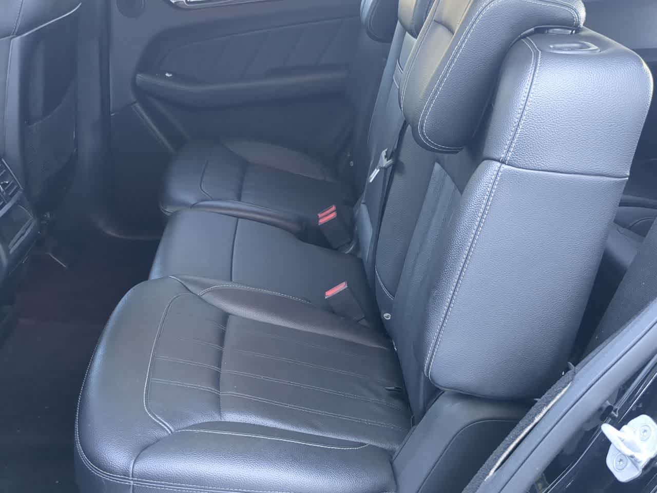 Thumbnail: 2015 Mercedes-Benz GL-Class - 21