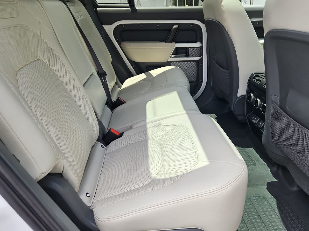 Thumbnail: 2023 Land Rover Defender - 22