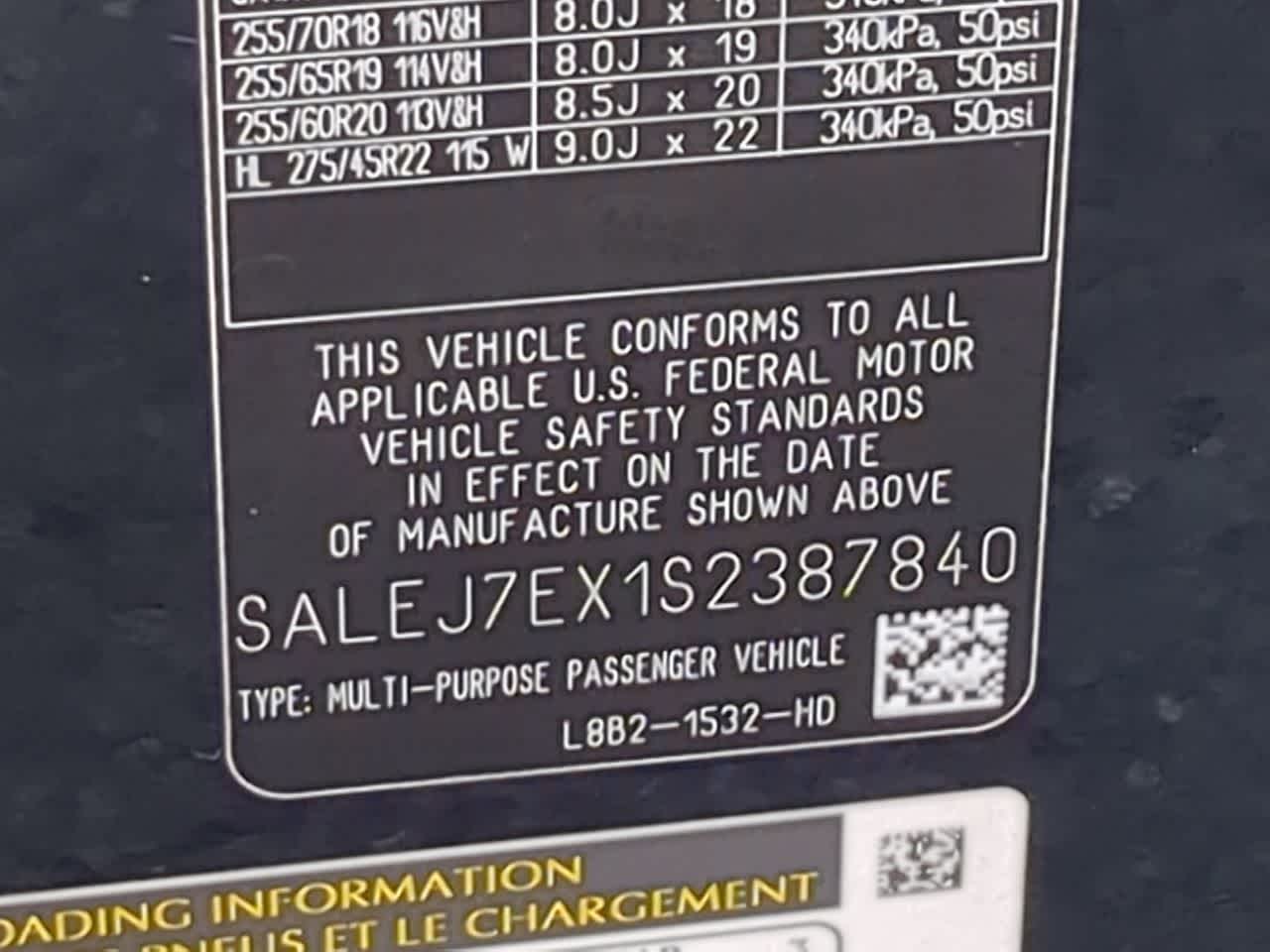 Thumbnail: 2025 Land Rover Defender - 38